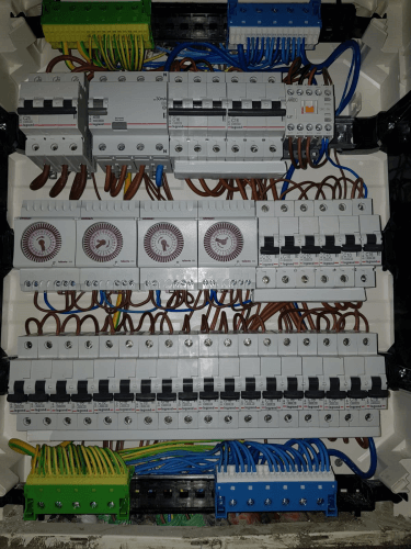 עבודות חשמל 2